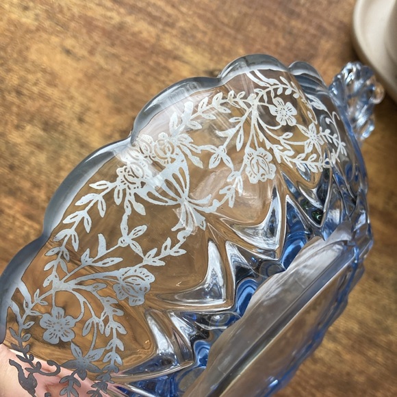 Gorgeous antique divided dish - Picture 9 of 12
